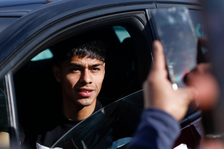 Darío Osorio cerró sus redes sociales tras hostigamiento por no haber rendido a su mejor nivel en el partido contra Perú