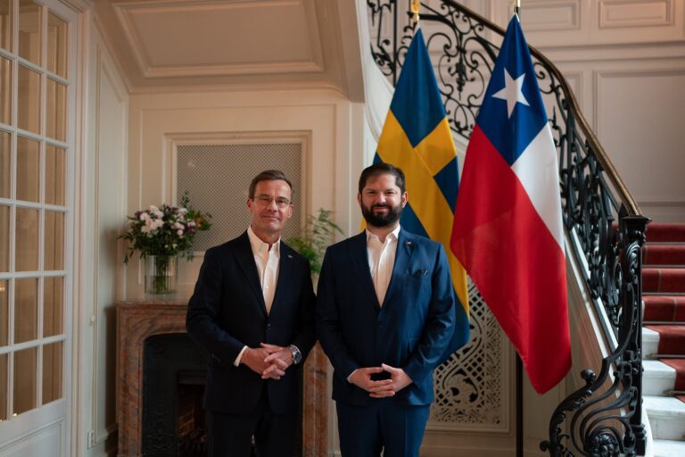Chile y Suecia suscriben acuerdo de cooperación para abordar las adopciones forzadas entre ambos estados