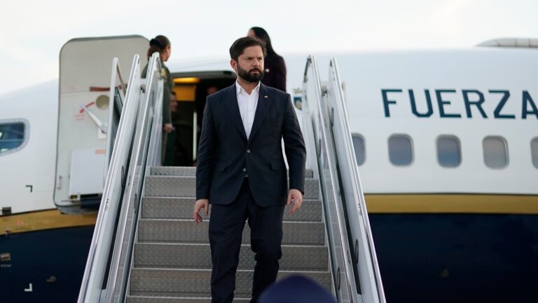 ¿Cuándo finaliza la gira por Europa del presidente Boric?