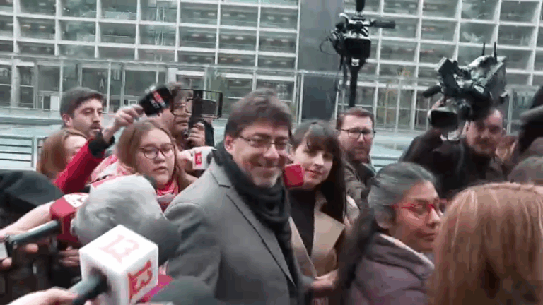 Así fue la caótica llegada de Daniel Jadue a su definición de cautelares: Pidió a los medios que 