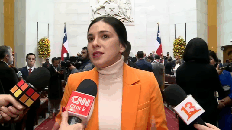 Karol Cariola ante advertencia de la DC por aborto: 