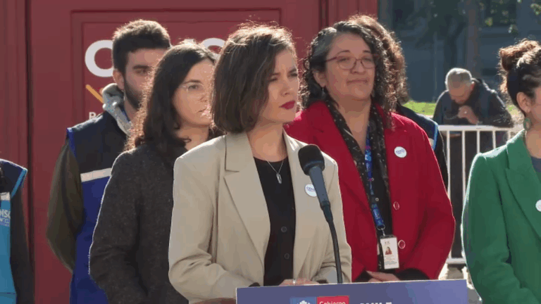 Gobierno justifica acuerdo por trato directo con Datavoz: Es de carácter reservado y 