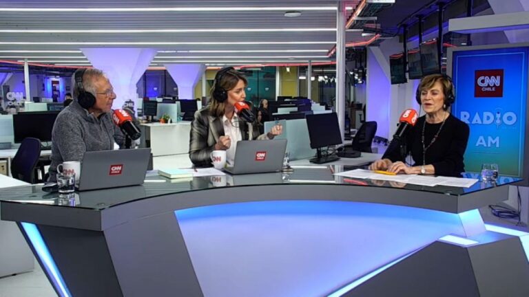 Mira la entrevista completa a la alcaldesa Evelyn Matthei en CNN Chile Radio