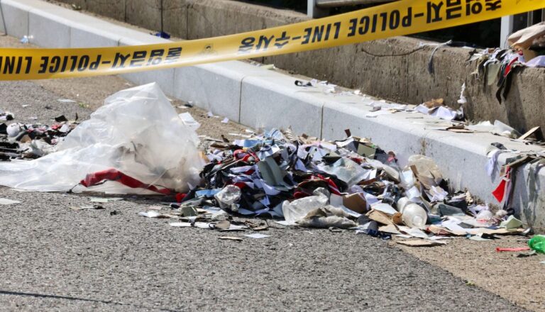 Activistas surcoreanos envían globos con K-pop y K-dramas en respuesta a globos de basura enviados desde Corea del Norte