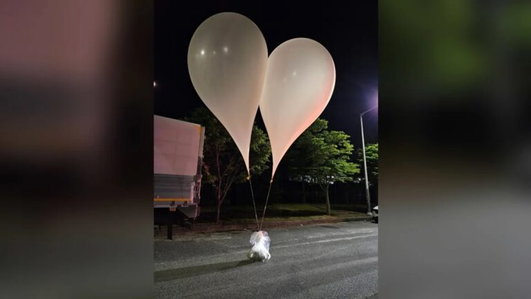 Aumenta la tensión entre Corea del Sur y Corea del Norte por envío de globos rellenos con basura
