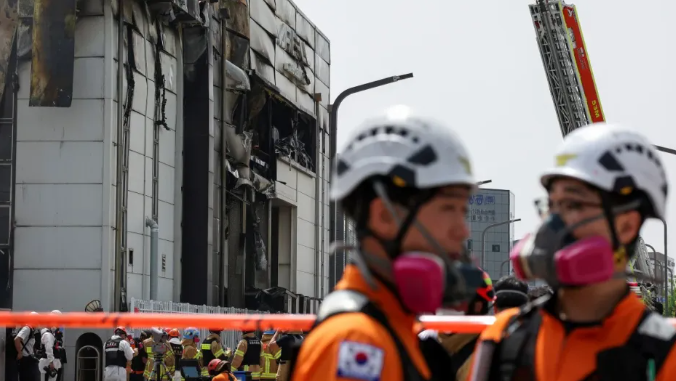 Al menos 22 personas murieron en incendio en una fábrica de baterías de litio en Corea del Sur