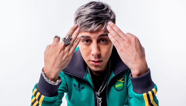 Nickoog anuncia concierto íntimo en el Teatro Coliseo