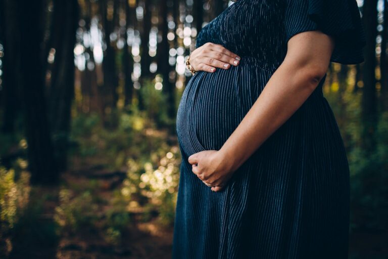 Rusia analiza prohibir la propagación entre las mujeres de la idea de no tener hijos