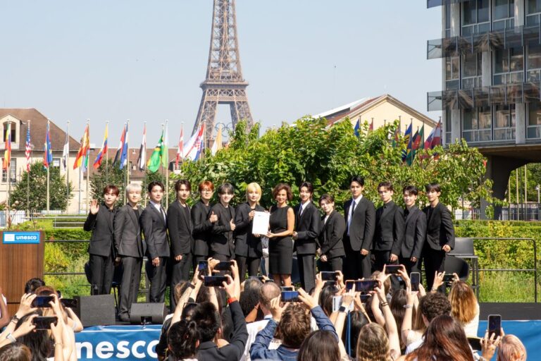 El grupo de K-pop Seventeen se convierte en el primer embajador para la juventud de la Unesco: 