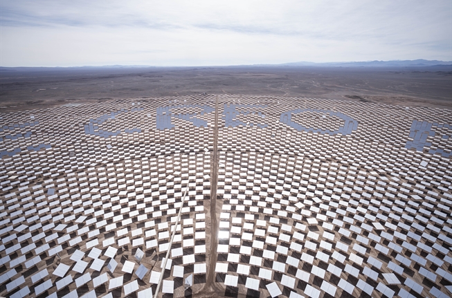 Inaugurada por Piñera y visitada por Boric: Planta solar Cerro Dominador lleva más de un año sin funcionar por avería