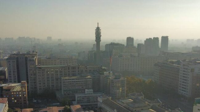 Decretan alerta ambiental para este lunes en la Región Metropolitana por malas condiciones del aire