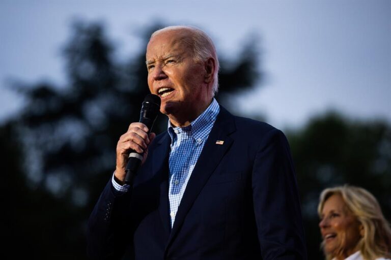 Joe Biden toma impulso y bromea sobre Donald Trump y las elecciones: 