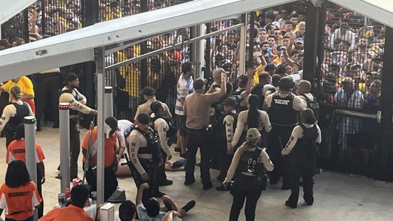 Final de la Copa América: ¿Qué provocó los disturbios en el exterior del Hard Rock Stadium?