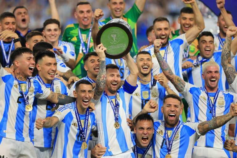 Despiden a subsecretario en Argentina tras afirmar que la selección de fútbol debía disculparse por cánticos contra Francia