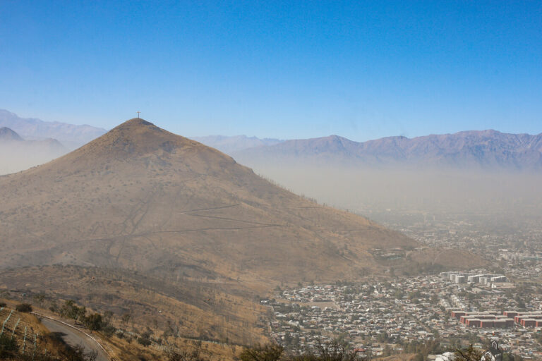 Decretan nueva alerta ambiental para hoy en la RM: Revisa la restricción vehicular