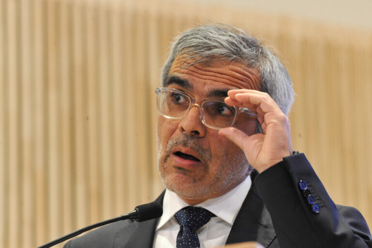 Cordero dice que alegaciones para remover a Contreras 