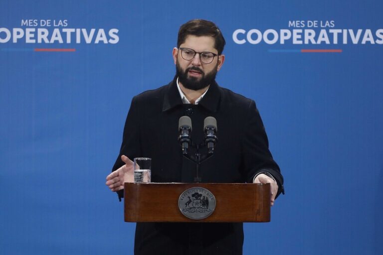 Presidente Boric condena tiroteo que dejó herido a Trump: 