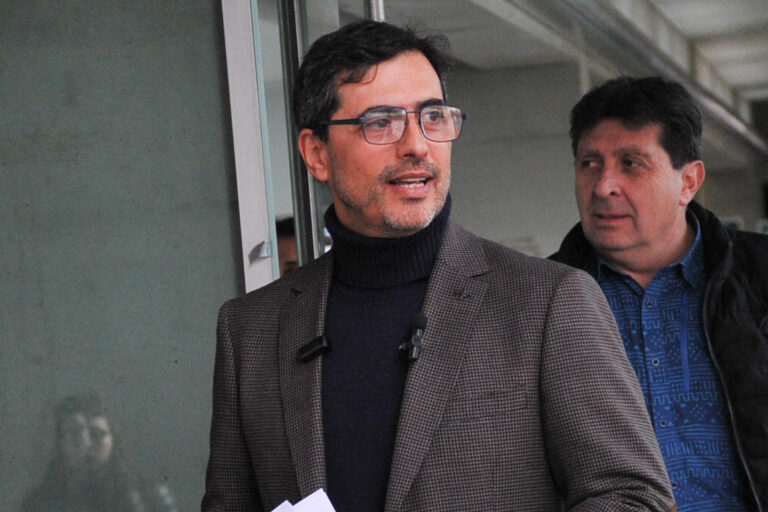 Sale Jadue, entra Jadue: Concejo Municipal de Recoleta elige a Fares Jadue como nuevo alcalde suplente