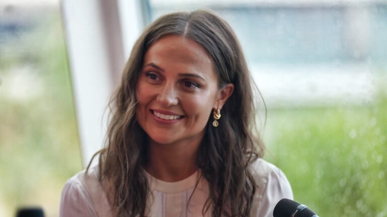 Alicia Vikander se sentía 