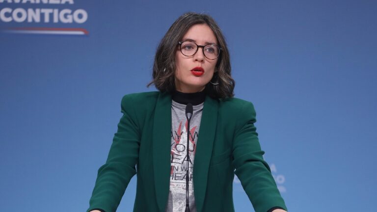 Vallejo descarta cálculo político por voto migrante y advierte que plantear la idea es “muy peligroso”