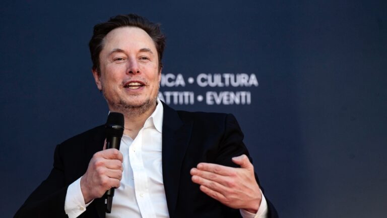 La silenciosa burla de Elon Musk por la falla mundial de Microsoft