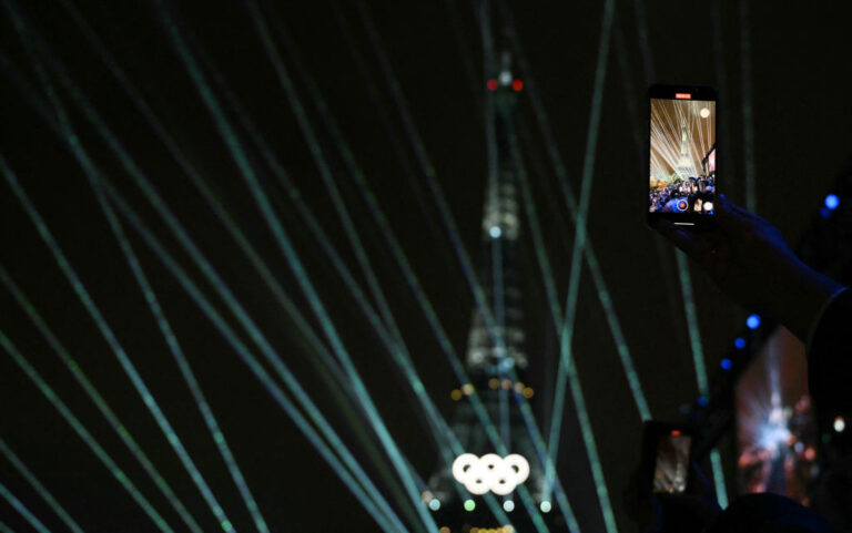 A días del ataque a infraestructura férrea: Líneas de fibra óptica en zonas de Francia sufren un 