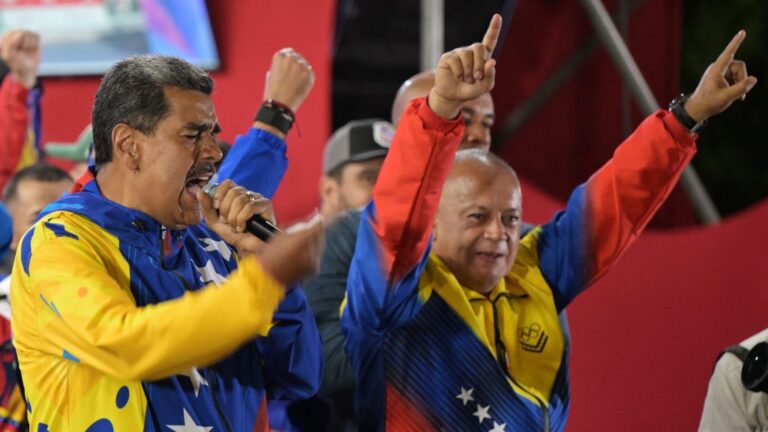 Reportan cacerolazos en Caracas en protesta a los resultados de las elecciones que dieron a Maduro como ganador