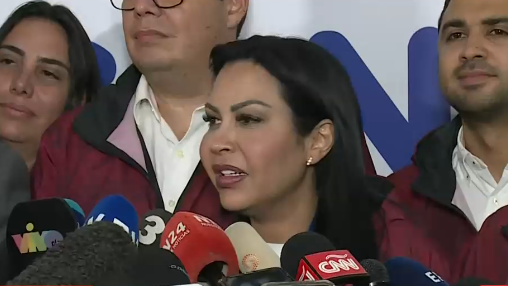 “No estamos dispuestos a que nos arrebaten la felicidad”: Oposición venezolana denuncia maniobras del régimen en medio de tensión por resultado electoral