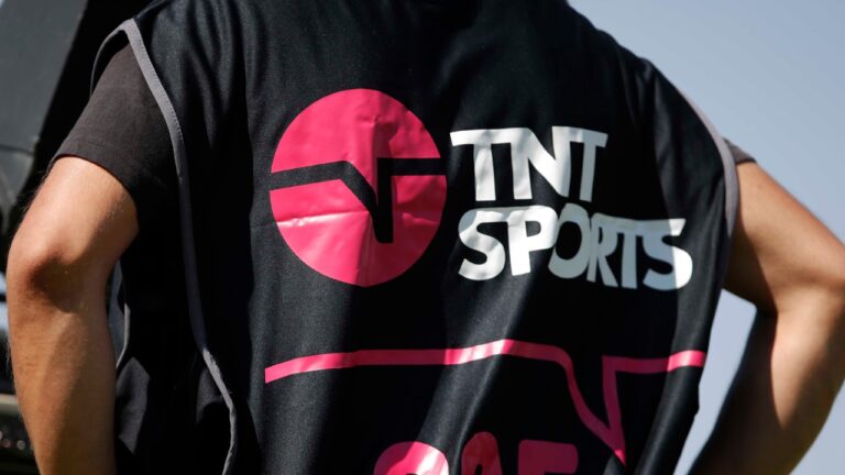 Sernac oficia a TNT Sports por incorporación a Max y posibles efectos negativos en los clientes
