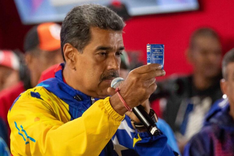 PC de Venezuela acusa a Maduro de despojar al pueblo de sus 