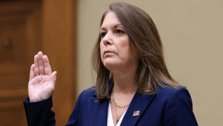 Dimite la directora del Servicio Secreto de EE.UU. en medio de críticas por el atentado contra Trump