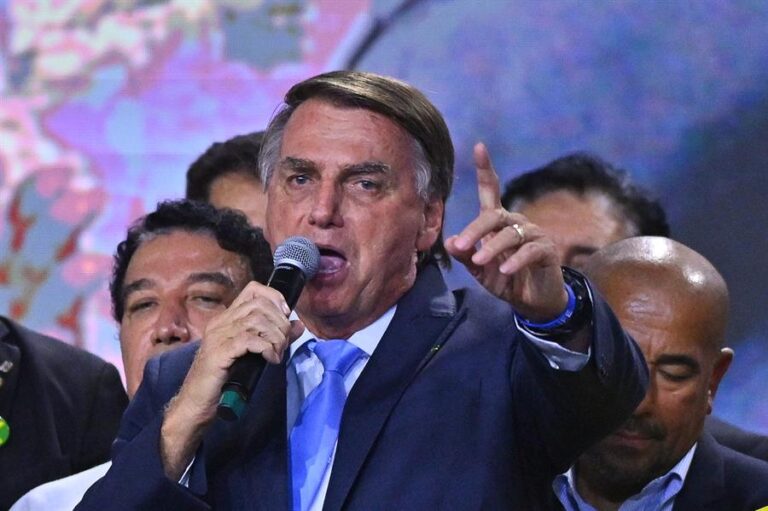 Acusan a Jair Bolsonaro de apropiación indebida de joyas obsequiadas a la Presidencia de Brasil