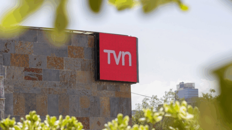 Denuncian descarga de video de pornografía infantil en TVN: Canal sugiere que habrían sido visitantes o arrendatarios