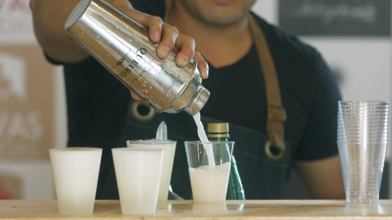 Documento de casi 500 años certificaría que el pisco es peruano: Investigadores registrarán el archivo ante la Unesco