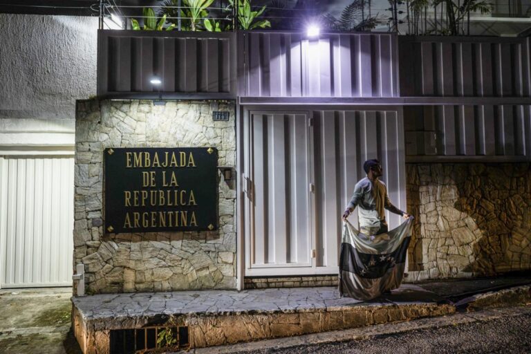 Brasil asumirá la custodia de la Embajada de Perú y Argentina en Venezuela tras llegar a un acuerdo con el régimen de Maduro