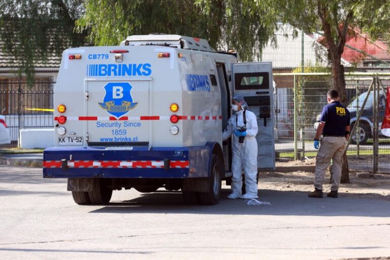 Fiscalía revela millonaria cifra sustraída durante asalto a bodega Brinks en Rancagua: Hay 18 formalizados