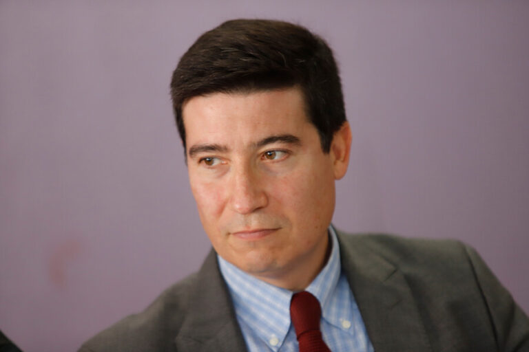 Gobierno confirma la renuncia de Xavier Altamirano a la Subsecretaría de Derechos Humanos