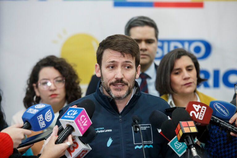 Pardow por posible revocación de concesión del Enel tras extenso corte de luz: 