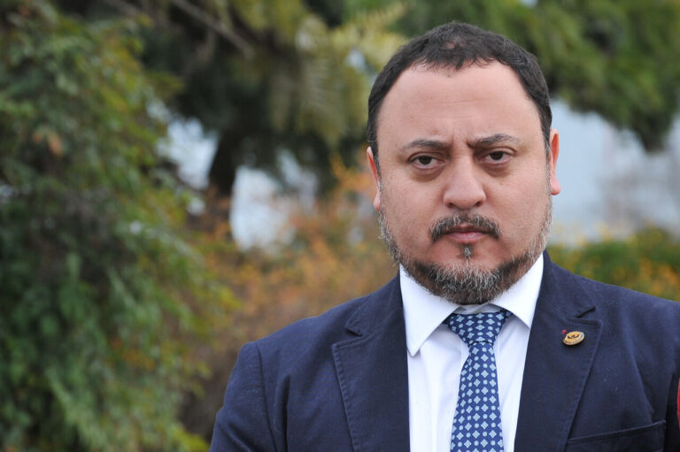 Designan a fiscal Mario Carrera para liderar investigación en contra de exfiscal Guerra por chats con Luis Hermosilla