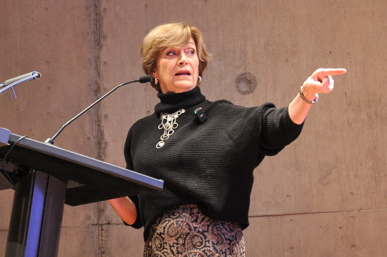 Matthei llama a la oposición a presentar una candidatura única para la gobernación del Biobío y derrotar a Navarro