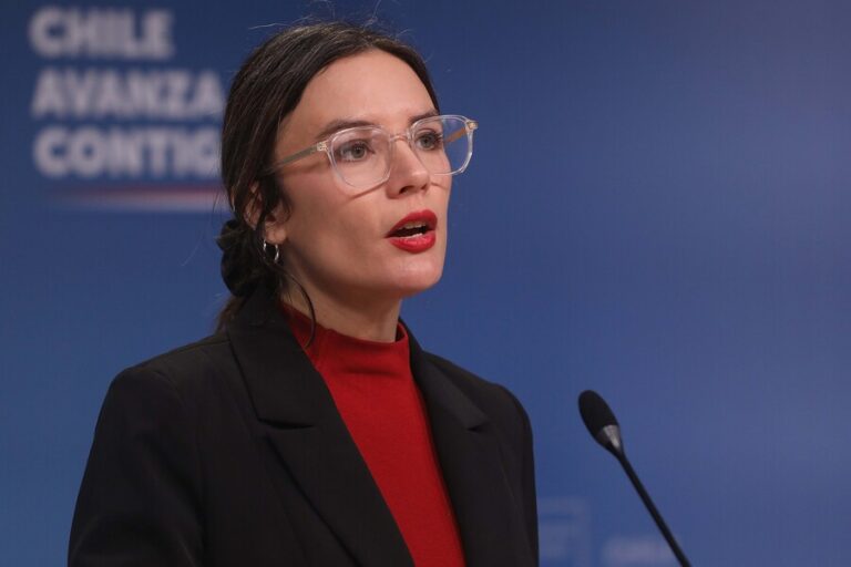 Vallejo por declaraciones del PC sobre crisis en Venezuela: 