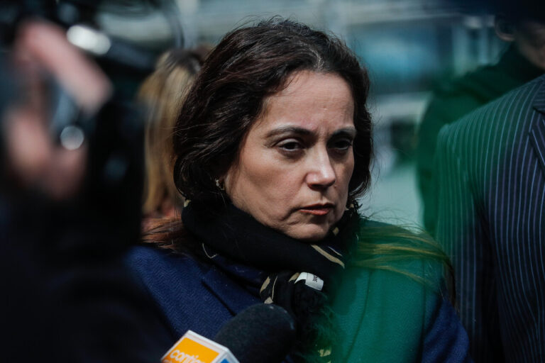 Caso Audios: Defensa de Leonarda Villalobos asegura que fue víctima de estafa y falsificación de cheques