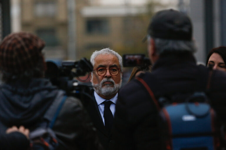 Fiscalía entregará contenido íntegro del celular de Luis Hermosilla a su defensa
