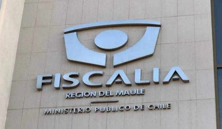Fiscalía abre investigación por cartas a pacientes en lista de espera encontradas en basural del Maule