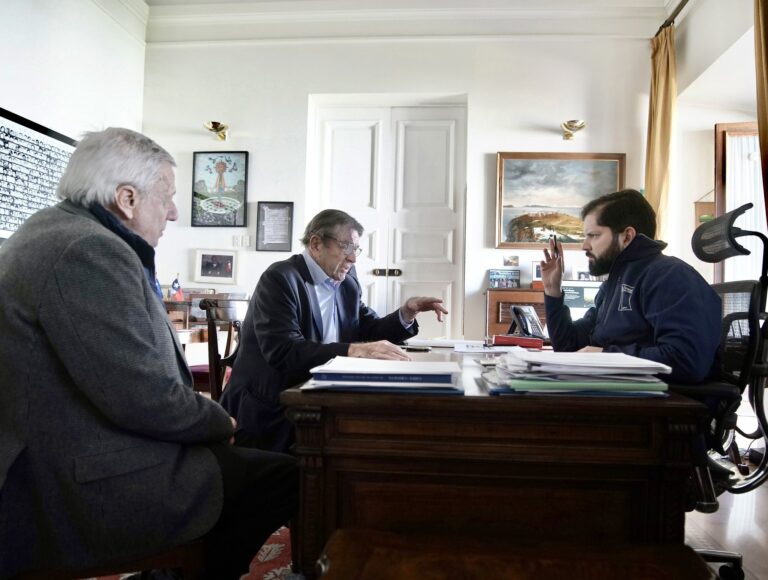 Boric reitera su postura sobre Venezuela: 