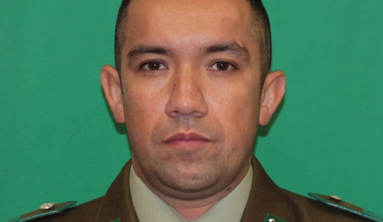 Padre de dos hijos y sargento: ¿Quién era el carabinero asesinado afuera del Teatro Caupolicán?