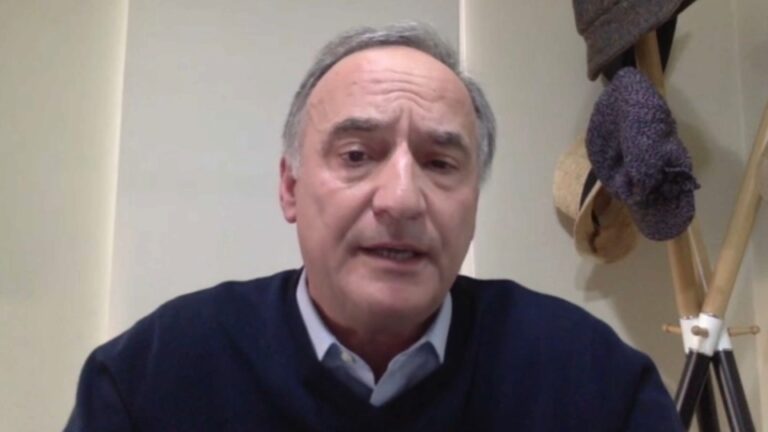 Exdirector del Sernac explica qué compensaciones económicas podrían recibir clientes que han sufrido cortes de luz