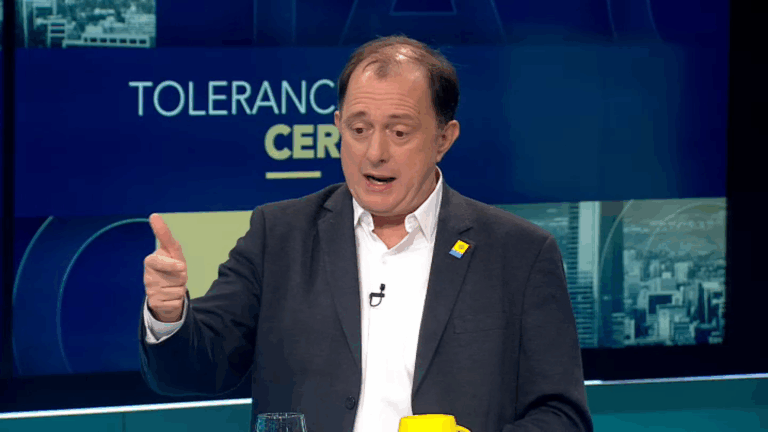 Iván Poduje y minoría del Gobierno en el Congreso: 