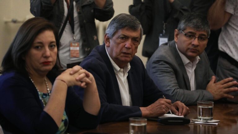 “Inaceptable”: Polémica en Oficialismo-DC luego que voces progresistas plantearan respaldar candidatos fuera de pacto