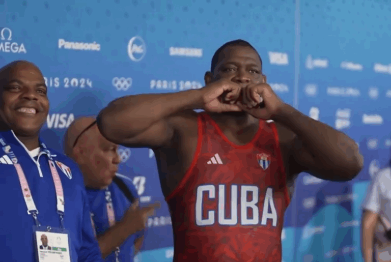 Amigos y rivales: Mira el momento en que Mijaín López se entera que peleará con Yasmani Acosta por el oro